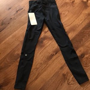 Lululemon Fast as Fleece Leggings. SIZE 2